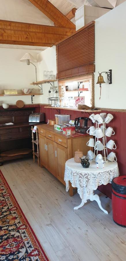 Woodstock B & B Studios Bålsta エクステリア 写真