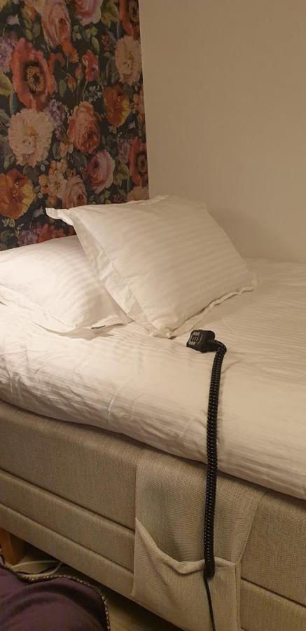 Woodstock B & B Studios Bålsta エクステリア 写真