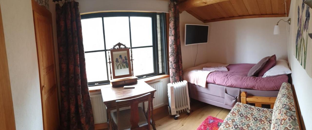 Woodstock B & B Studios Bålsta エクステリア 写真