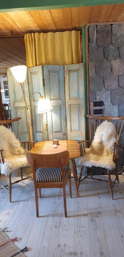 Woodstock B & B Studios Bålsta エクステリア 写真